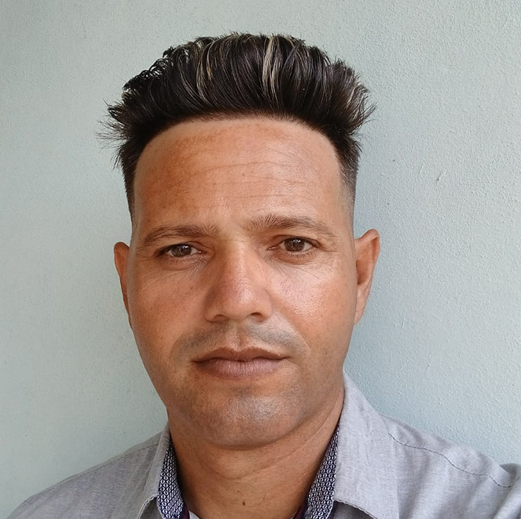 Fidel Sánchez, Cantante